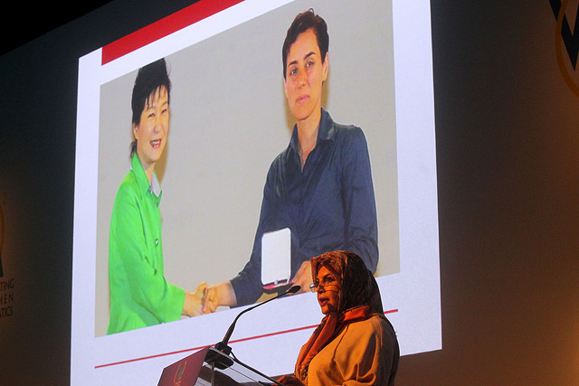 Tributes paid to ‘shining light’ Maryam Mirzakhani